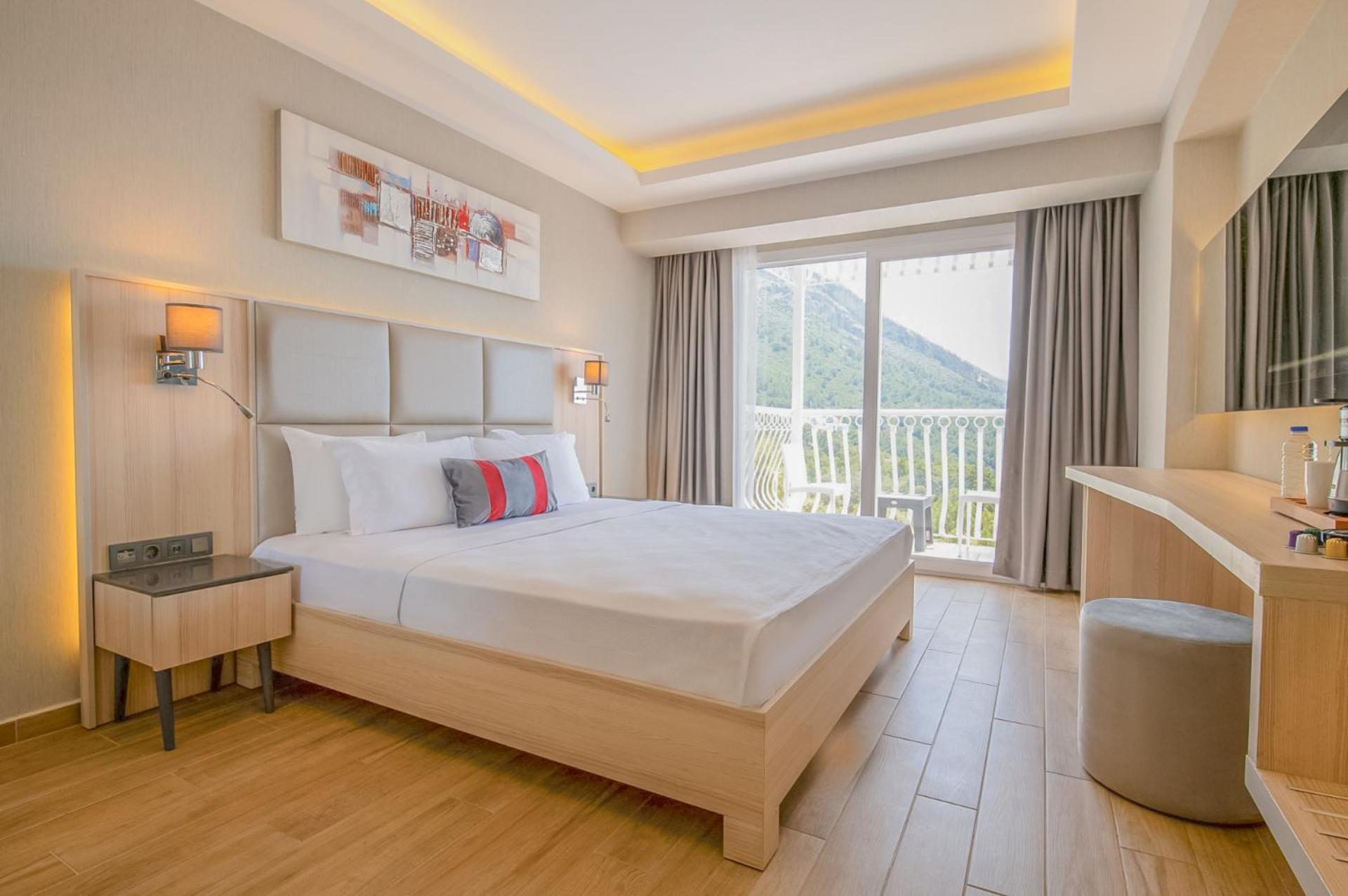 Ramada By Wyndham Fethiye Oludeniz Adult Only Hotell Exteriör bild
