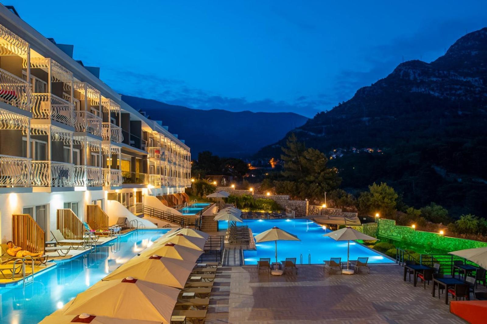 Ramada By Wyndham Fethiye Oludeniz Adult Only Hotell Exteriör bild