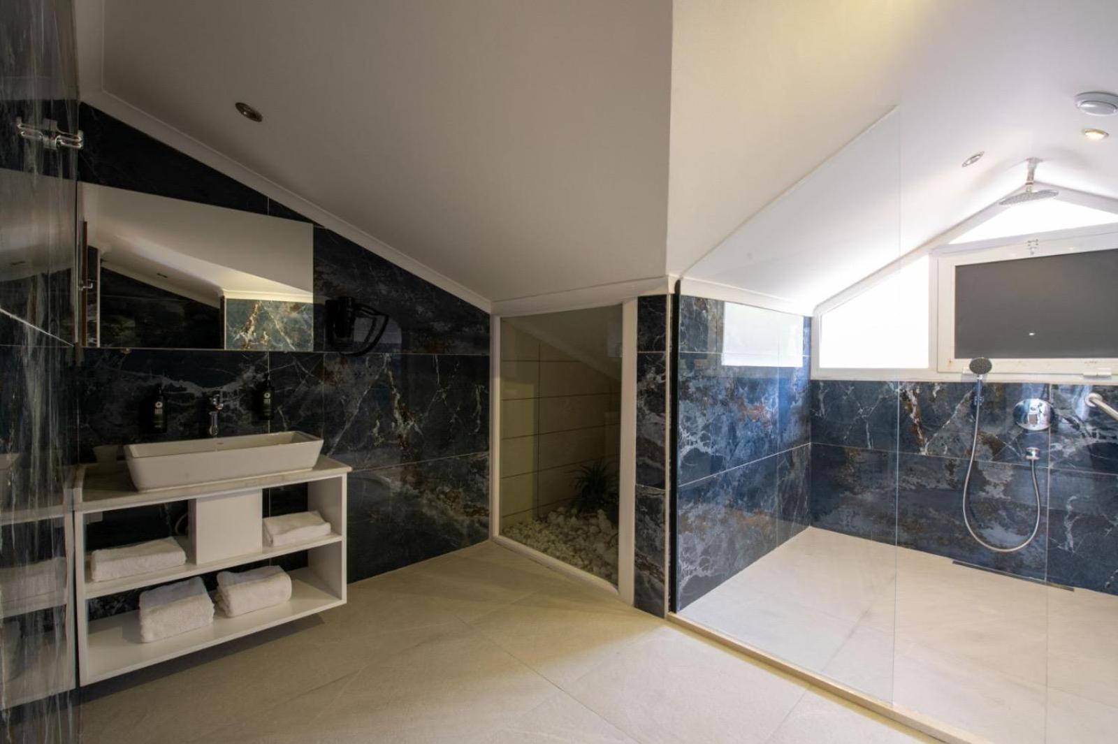 Ramada By Wyndham Fethiye Oludeniz Adult Only Hotell Exteriör bild