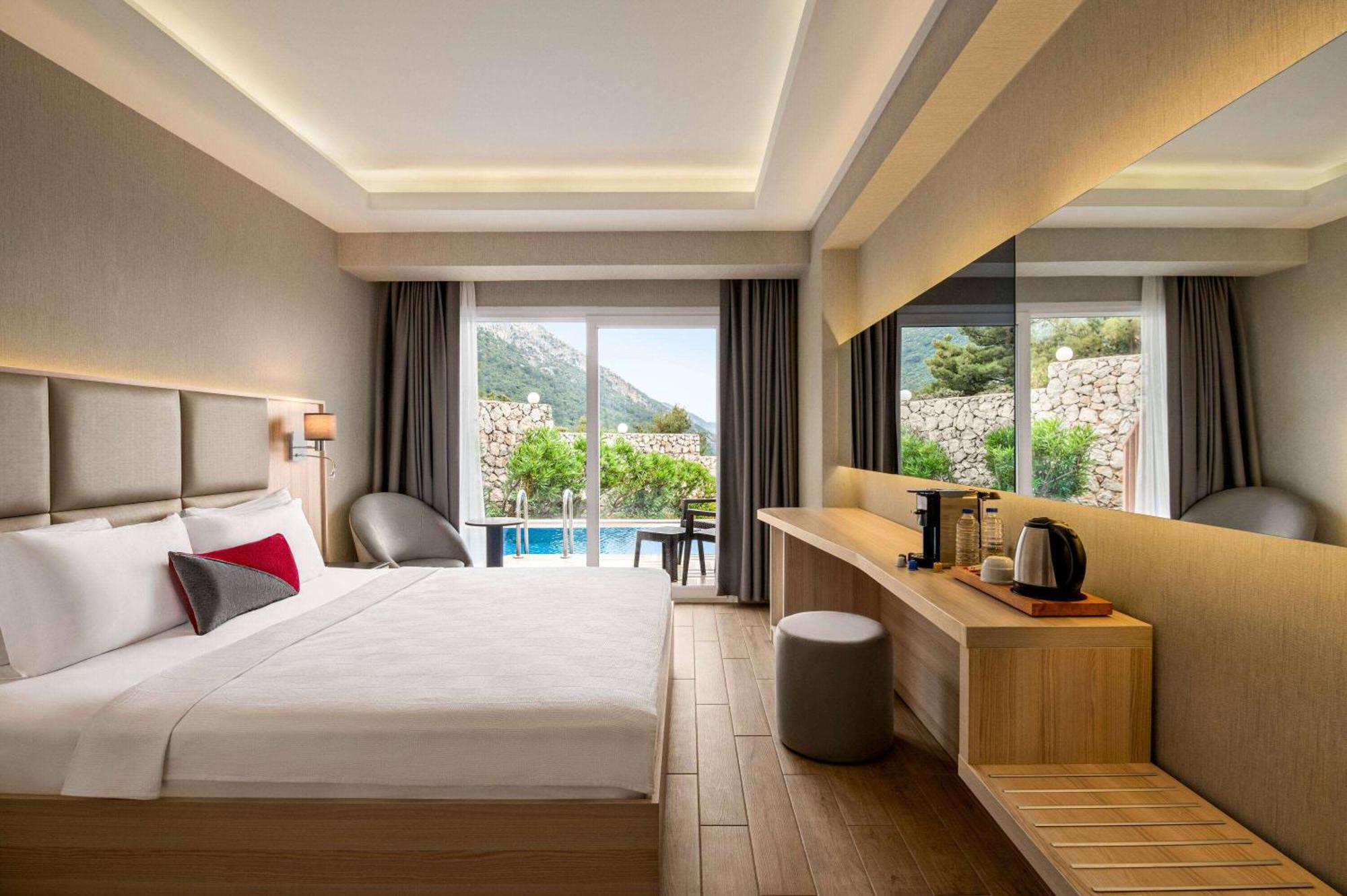 Ramada By Wyndham Fethiye Oludeniz Adult Only Hotell Exteriör bild