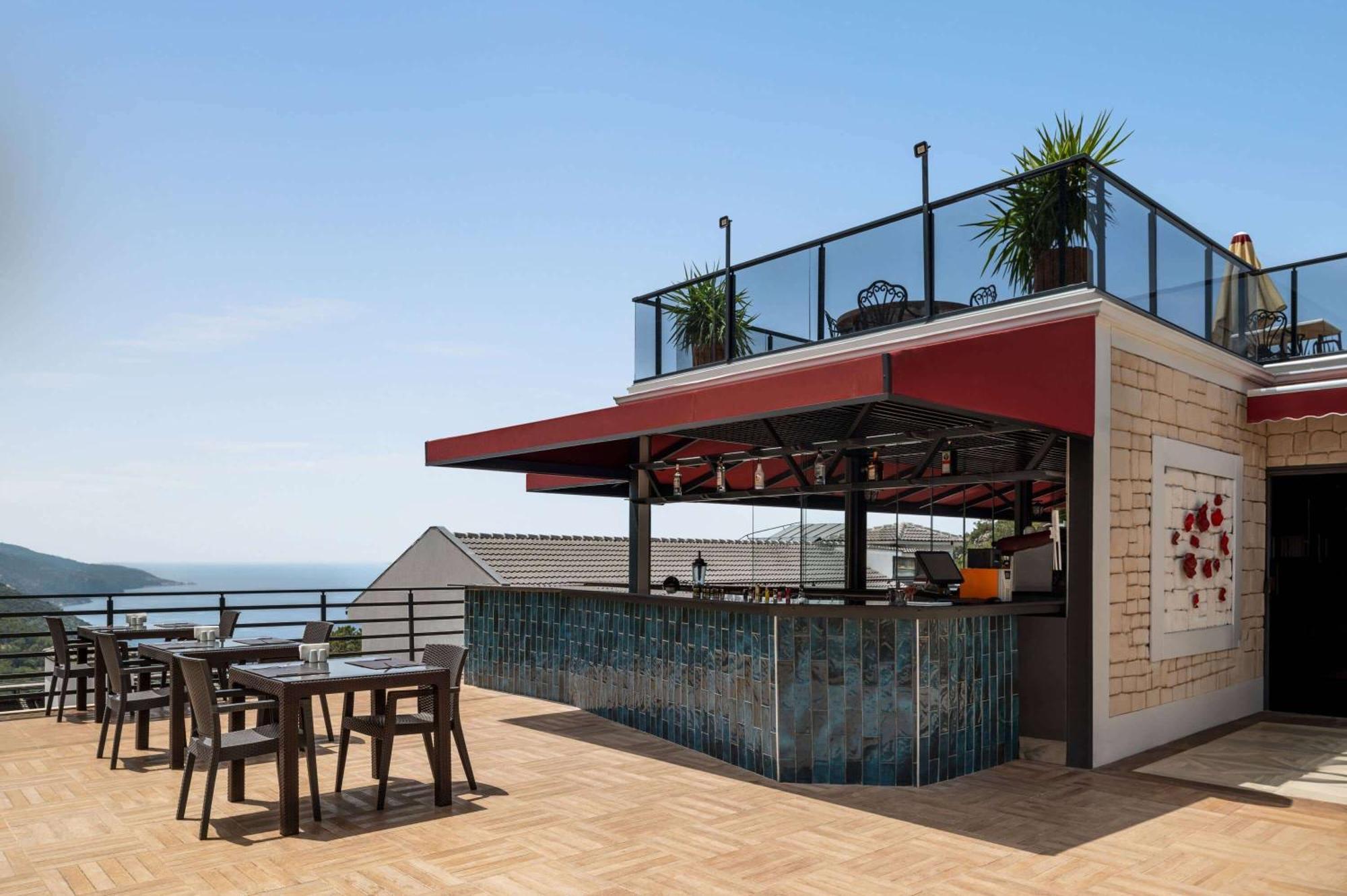 Ramada By Wyndham Fethiye Oludeniz Adult Only Hotell Exteriör bild