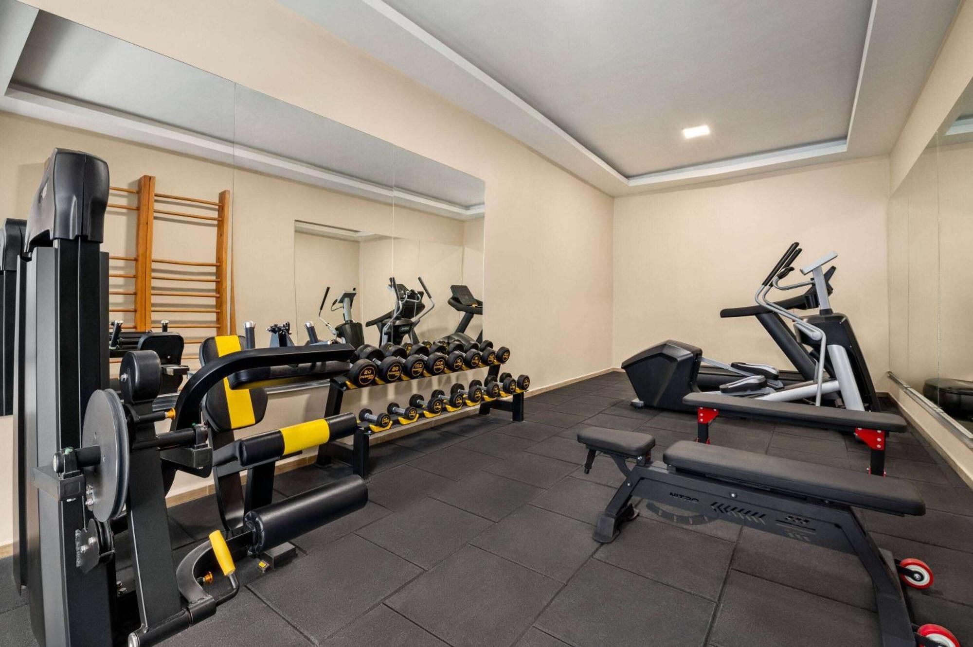 Ramada By Wyndham Fethiye Oludeniz Adult Only Hotell Exteriör bild