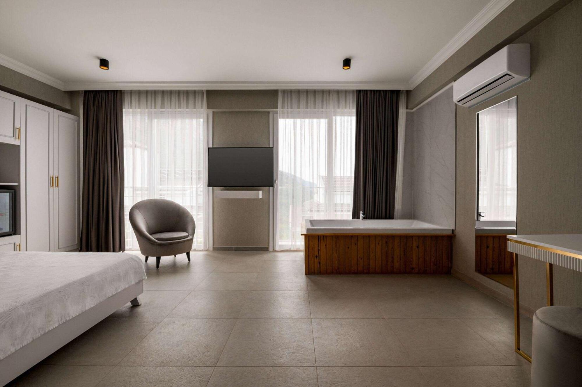 Ramada By Wyndham Fethiye Oludeniz Adult Only Hotell Exteriör bild